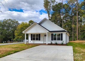 30 Stricker Ave NW in Concord, NC - Building Photo