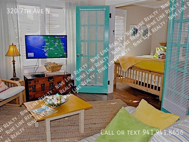 320 7th Ave N in St. Petersburg, FL - Building Photo - Building Photo
