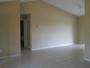3733 SW 1st Ave in Cape Coral, FL - Building Photo - Building Photo