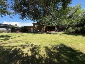 1015 Carlos Dr in Great Falls, MT - Building Photo - Building Photo