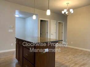 11457 Portage Pl NW in Gig Harbor, WA - Building Photo - Building Photo