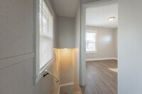 1121 Metropolitan Ave photo'