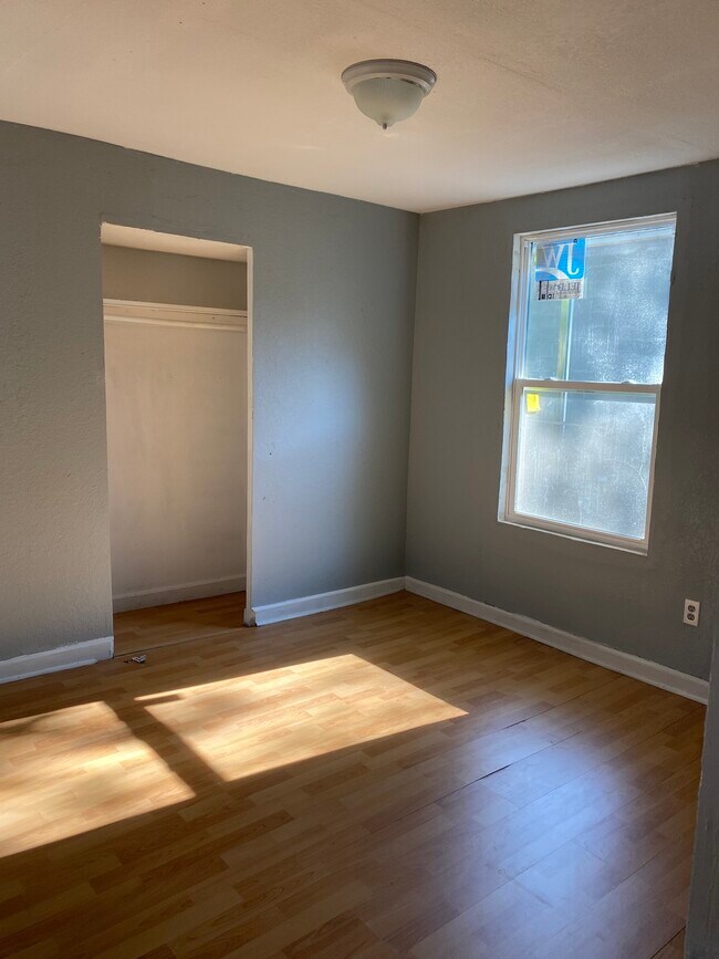 2022 E New Orleans Ave in Tampa, FL - Building Photo - Building Photo