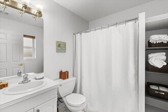7322 Randolph St in Forest Park, IL - Building Photo - Building Photo