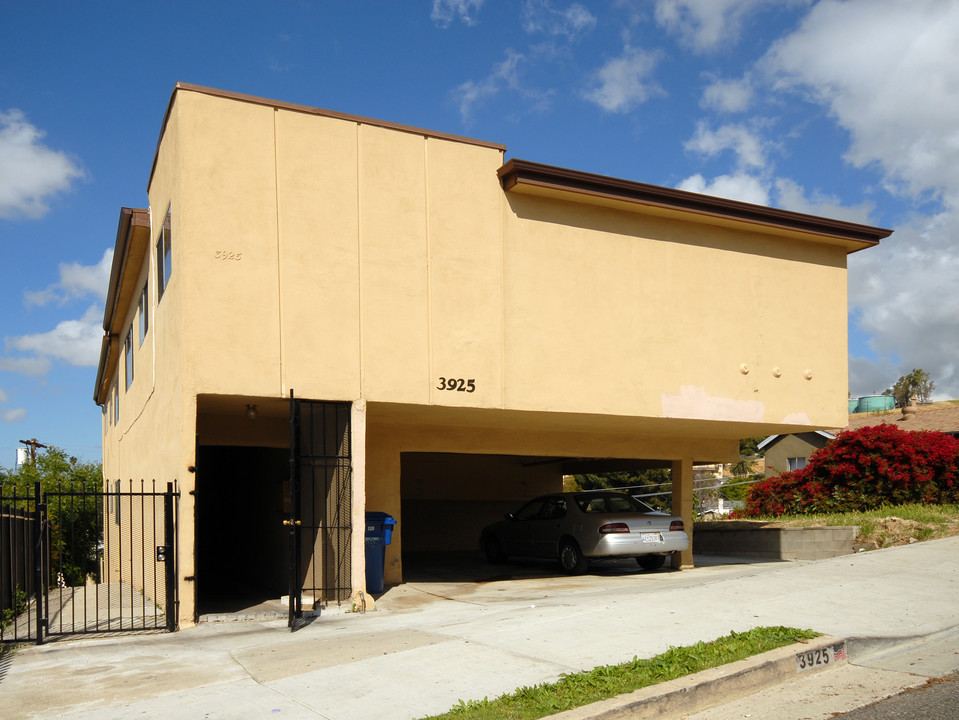 3925 Barrett Rd in Los Angeles, CA - Building Photo