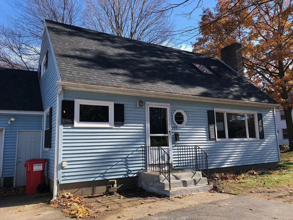 173 Plattsburg Ave in Burlington, VT - Building Photo