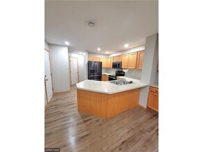 3553 Sterling Heights Dr in River Falls, WI - Building Photo - Building Photo