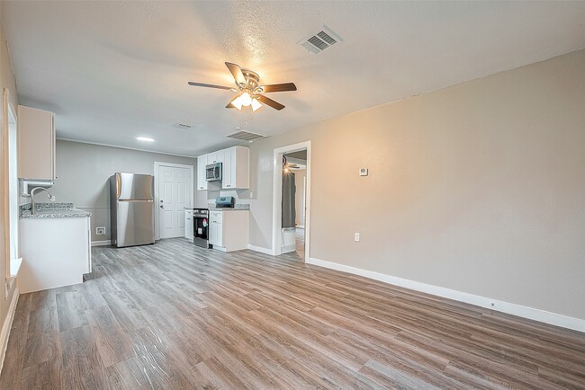property at 4 Jennische St