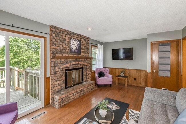 7408 NW 79 Ct in Kansas City, MO - Building Photo - Building Photo