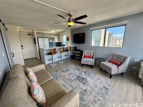 2240 Kuhio Ave. in Honolulu, HI - Building Photo - Building Photo