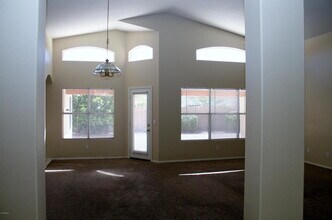557 W Monte Ave in Mesa, AZ - Building Photo - Building Photo