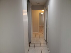 9815 Meadow Lark in Converse, TX - Building Photo - Building Photo