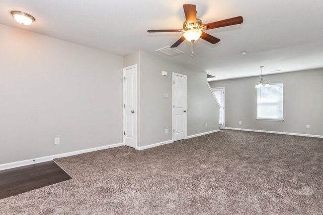 531 Randolph Dr in Clayton, NC - Building Photo - Building Photo