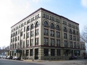 The Kensington in Winona, MN - Building Photo