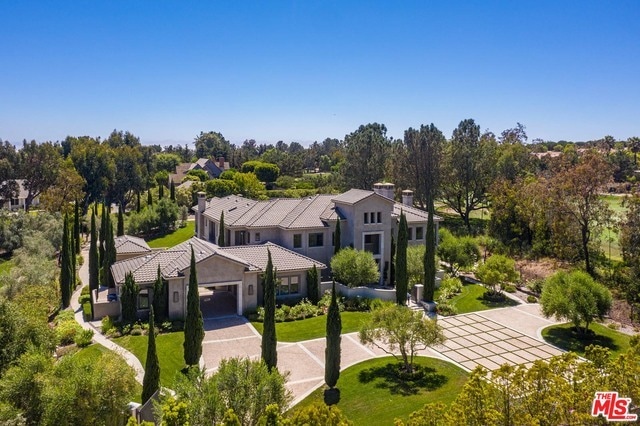 1209 Via Aracena in Camarillo, CA - Building Photo - Building Photo