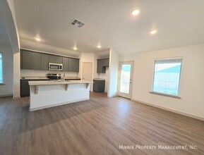 1328 Bajada St in Midland, TX - Building Photo - Building Photo