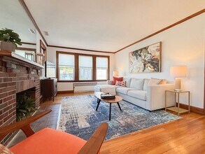 248 Corey Rd, Unit 244 Corey in Boston, MA - Foto de edificio - Building Photo