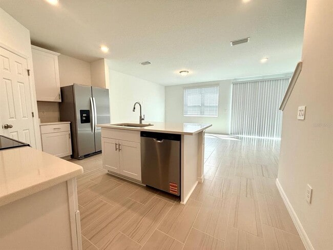 16349 Bird of Paradise Ave in Clermont, FL - Building Photo - Building Photo