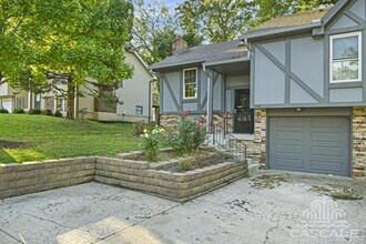 14121 W 88th Pl in Lenexa, KS - Building Photo - Building Photo