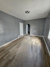 7815 Rosewood Ave in Cleveland, OH - Building Photo - Building Photo