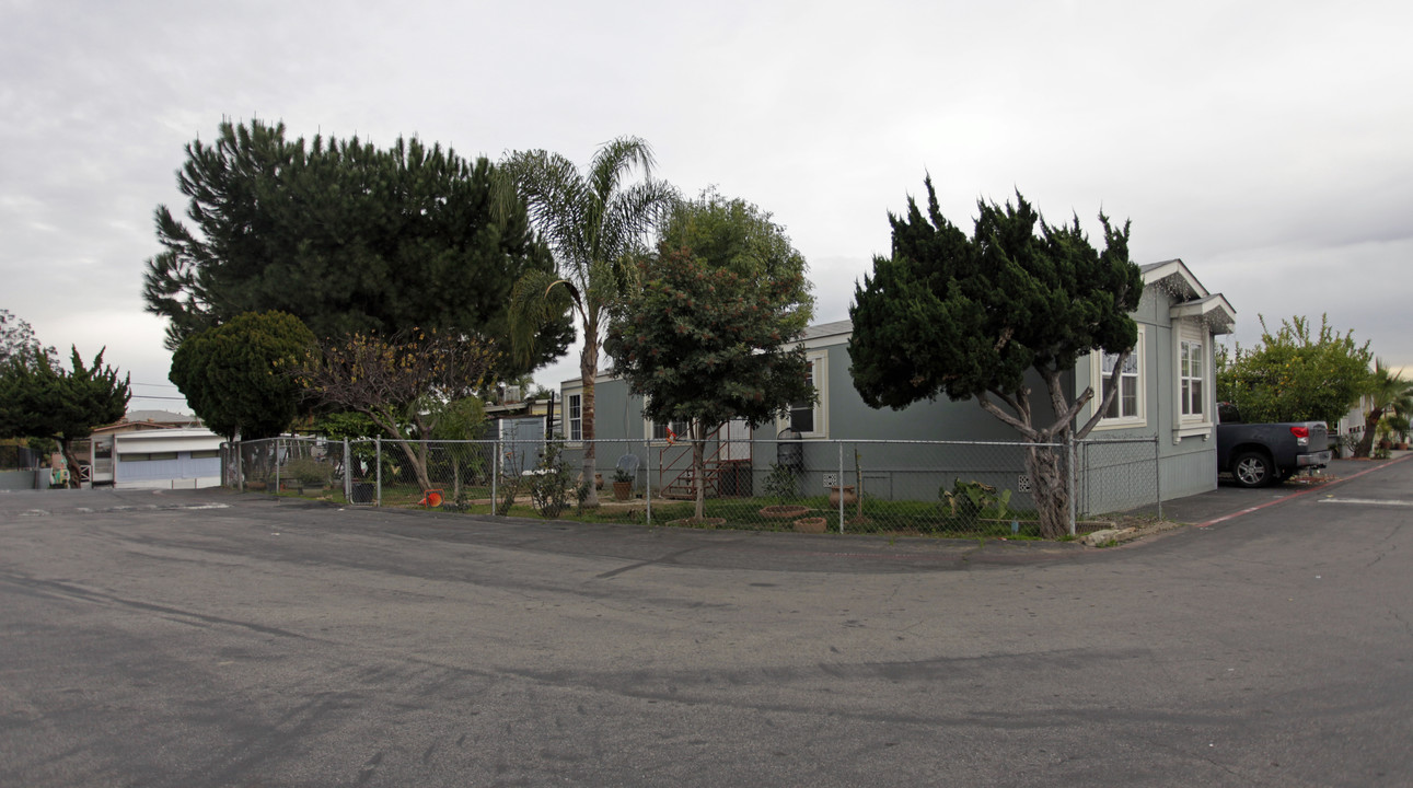 Northern Lights Mobile Home Park in Montclair, CA - Building Photo