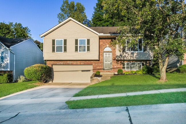 property at 2664 Ridgecrest Ln