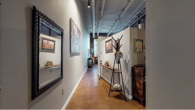 1400 Rosa L Parks Blvd, Unit 219 in Nashville, TN - Building Photo - Building Photo