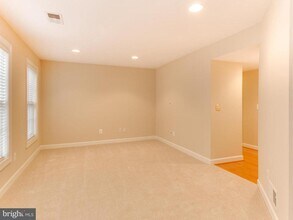 43802 Bent Creek Terrace in Leesburg, VA - Building Photo - Building Photo