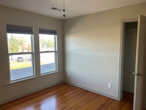 8575 Main St, Unit APT #1 in Williamsville, NY - Building Photo - Building Photo