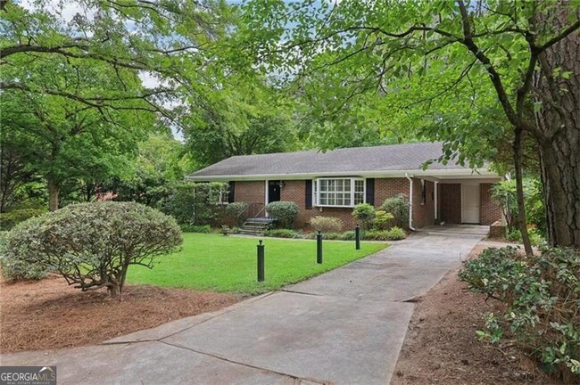 405 Lindbergh Drive NE in Atlanta, GA - Building Photo - Building Photo