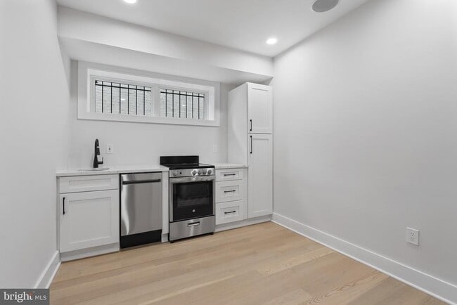 615 Irving St NW in Washington, DC - Building Photo - Building Photo