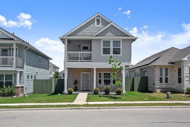 17202 Adoro Dr in Manor, TX - Building Photo - Building Photo