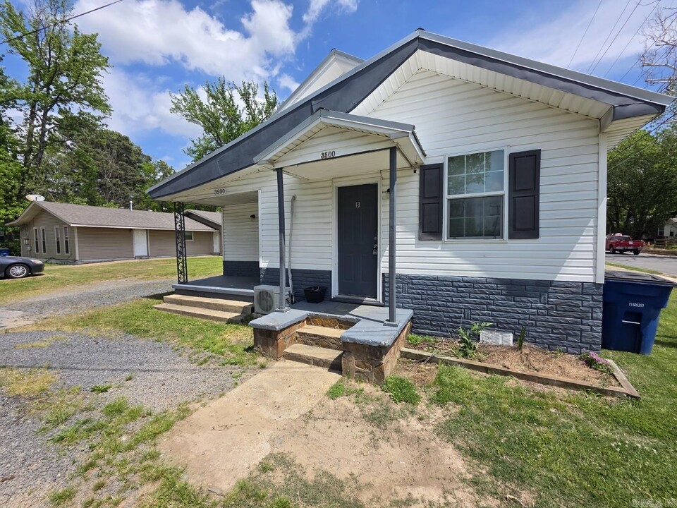 3500 Gum St in North Little Rock, AR - Foto de edificio
