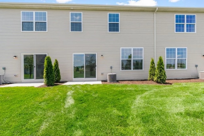 14153 Magnolia St in Cedar Lake, IN - Foto de edificio - Building Photo