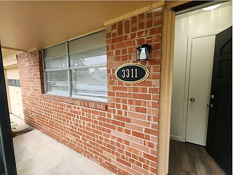 3311 S 126th E Ave in Tulsa, OK - Foto de edificio