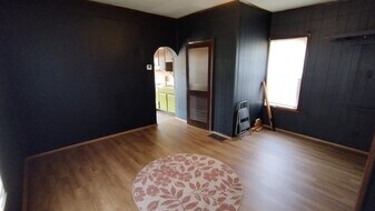 226 Beaver Ave NE in New Philadelphia, OH - Building Photo