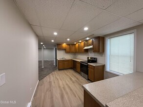 734 Hudson Ave in Stillwater, NY - Building Photo - Building Photo