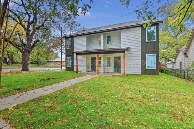 property at 103 E Bond St