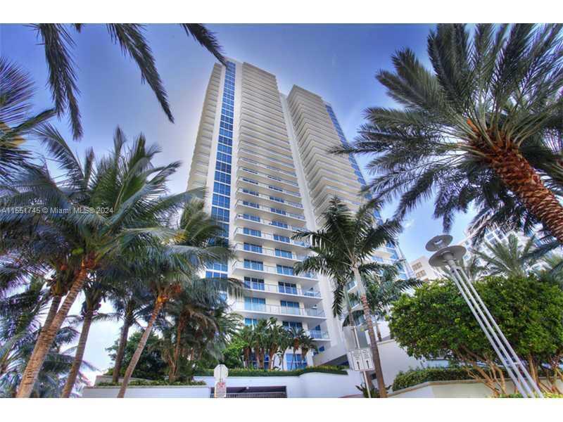 3101 S Ocean Dr, Unit #2003 in Hollywood, FL - Building Photo