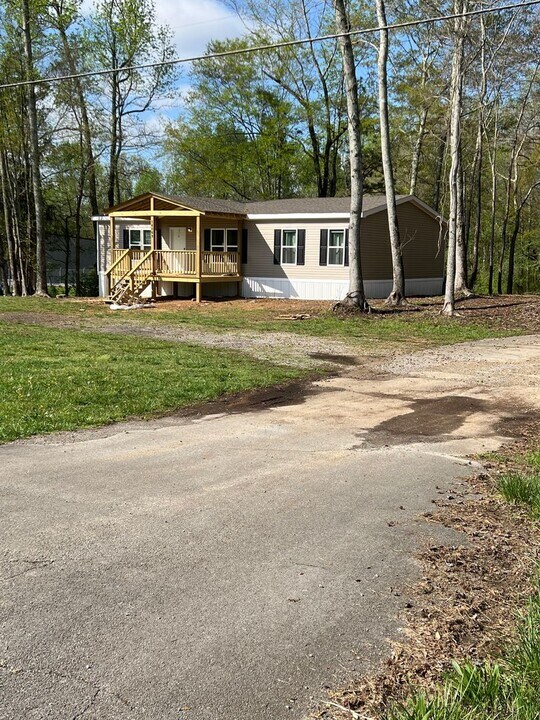 14069 US Hwy 231 in Union Grove, AL - Building Photo