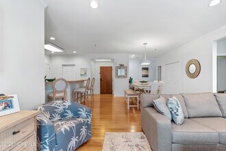 33 Cooper Ave in Long Branch, NJ - Building Photo - Building Photo