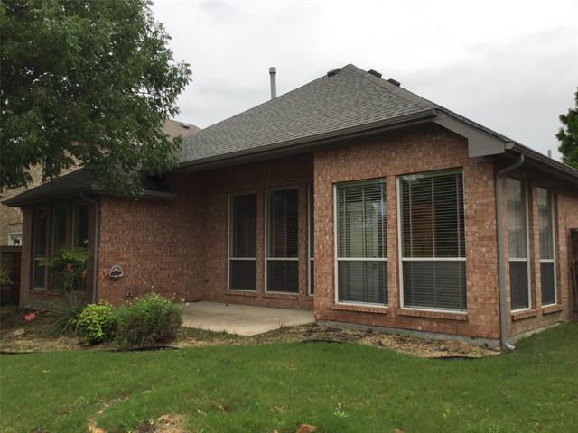 9814 Glenshee Dr in Rowlett, TX - Building Photo