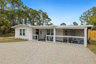 5616 Pinetree Ave in Panama City Beach, FL - Building Photo