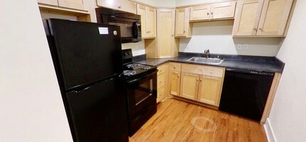 1408 College St in Bowling Green, KY - Building Photo - Building Photo