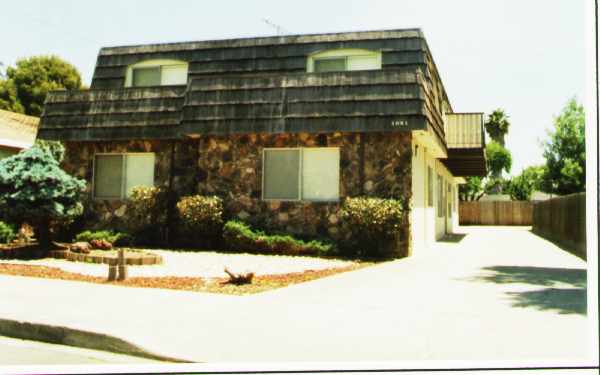 1081 Broadmoor Blvd in San Leandro, CA - Building Photo - Building Photo