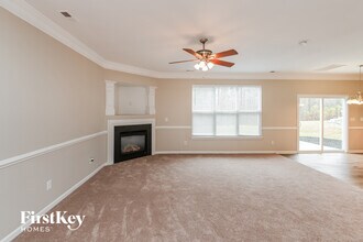 3112 Ernest Russell Ct in Charlotte, NC - Foto de edificio - Building Photo