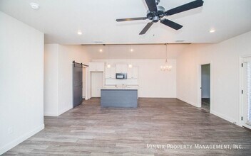 1607 102nd St in Lubbock, TX - Building Photo - Building Photo