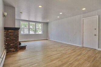 97 Sanford Pl in Jersey City, NJ - Building Photo - Building Photo