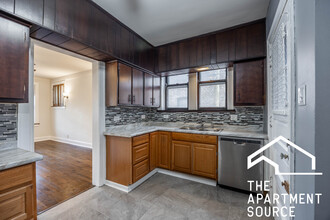 1159 E 52nd St in Chicago, IL - Building Photo - Building Photo