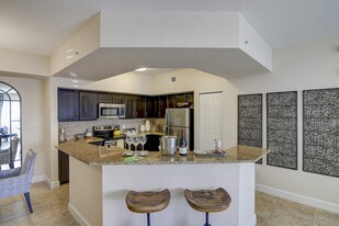 Bell Kendall West in Miami, FL - Building Photo - Interior Photo